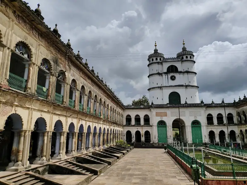 Berhampore to Hugli Chinsurah Cab